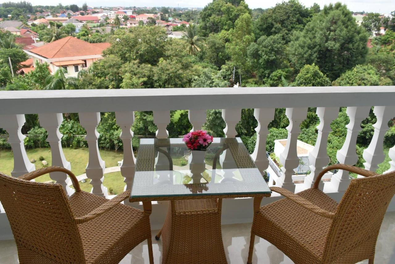 The Park Vientiane Apartamento Ban Nongdouang Exterior foto